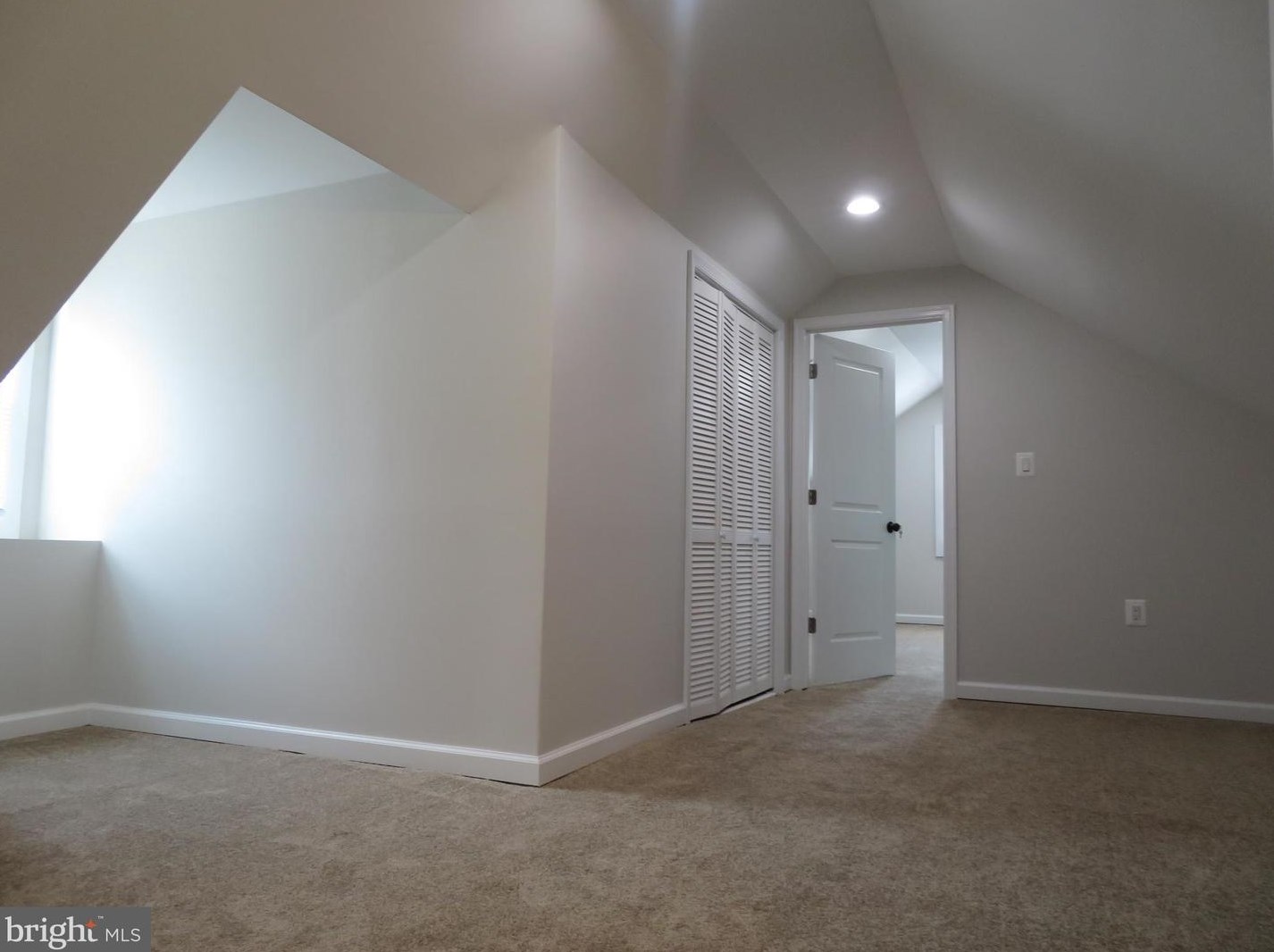 601 Balboa Ave, Capitol Heights MD  20743-2806 exterior