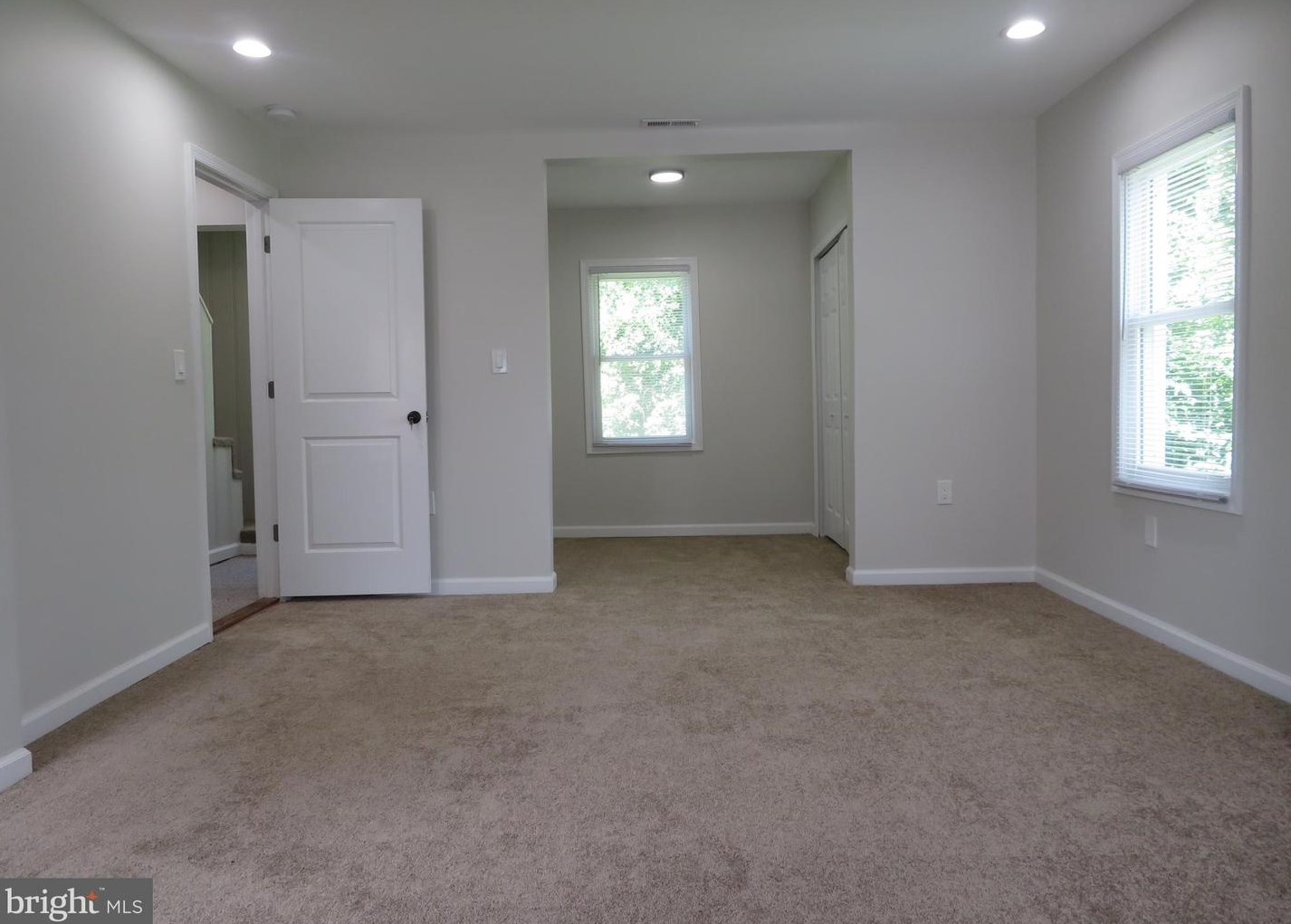 601 Balboa Ave, Capitol Heights MD  20743-2806 exterior