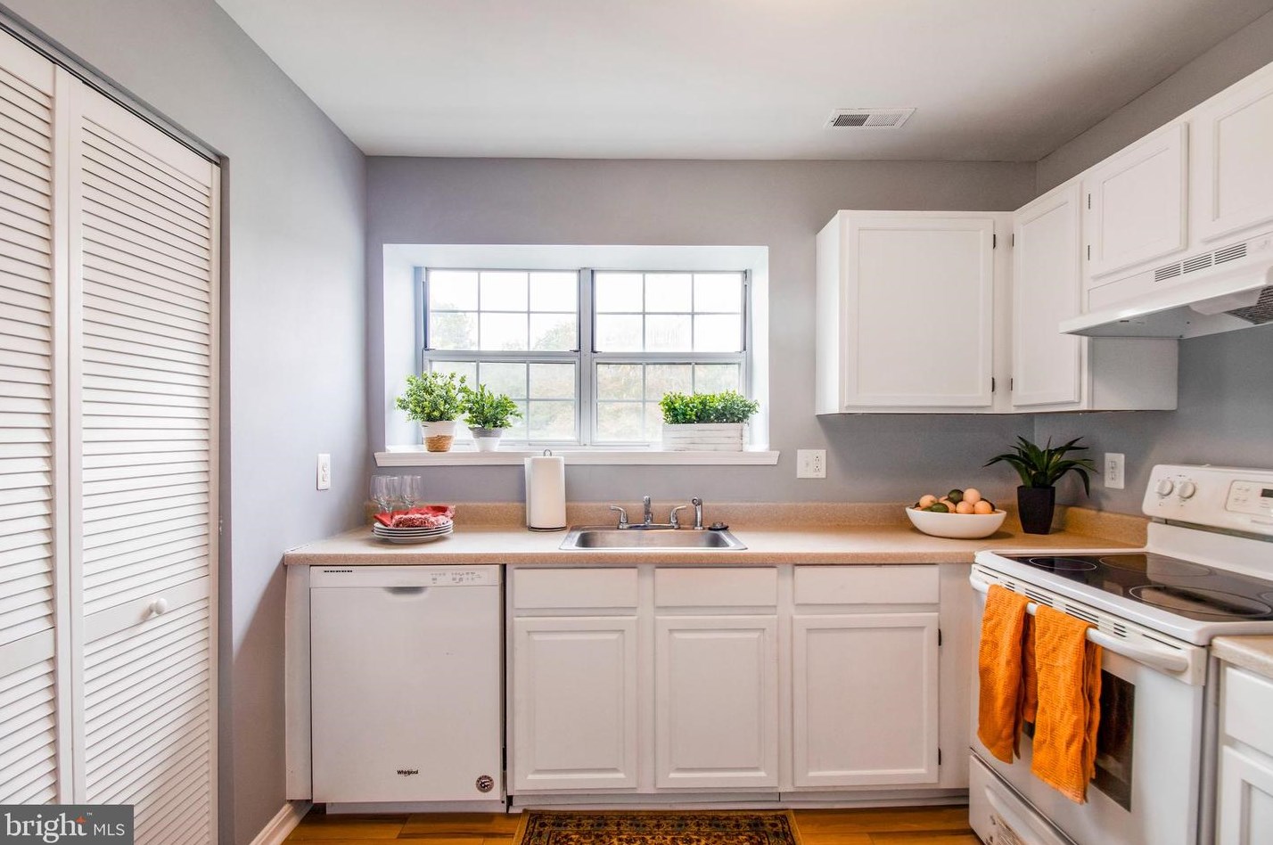 5761 Gladstone Way, Capitol Heights MD  20743-4223 exterior