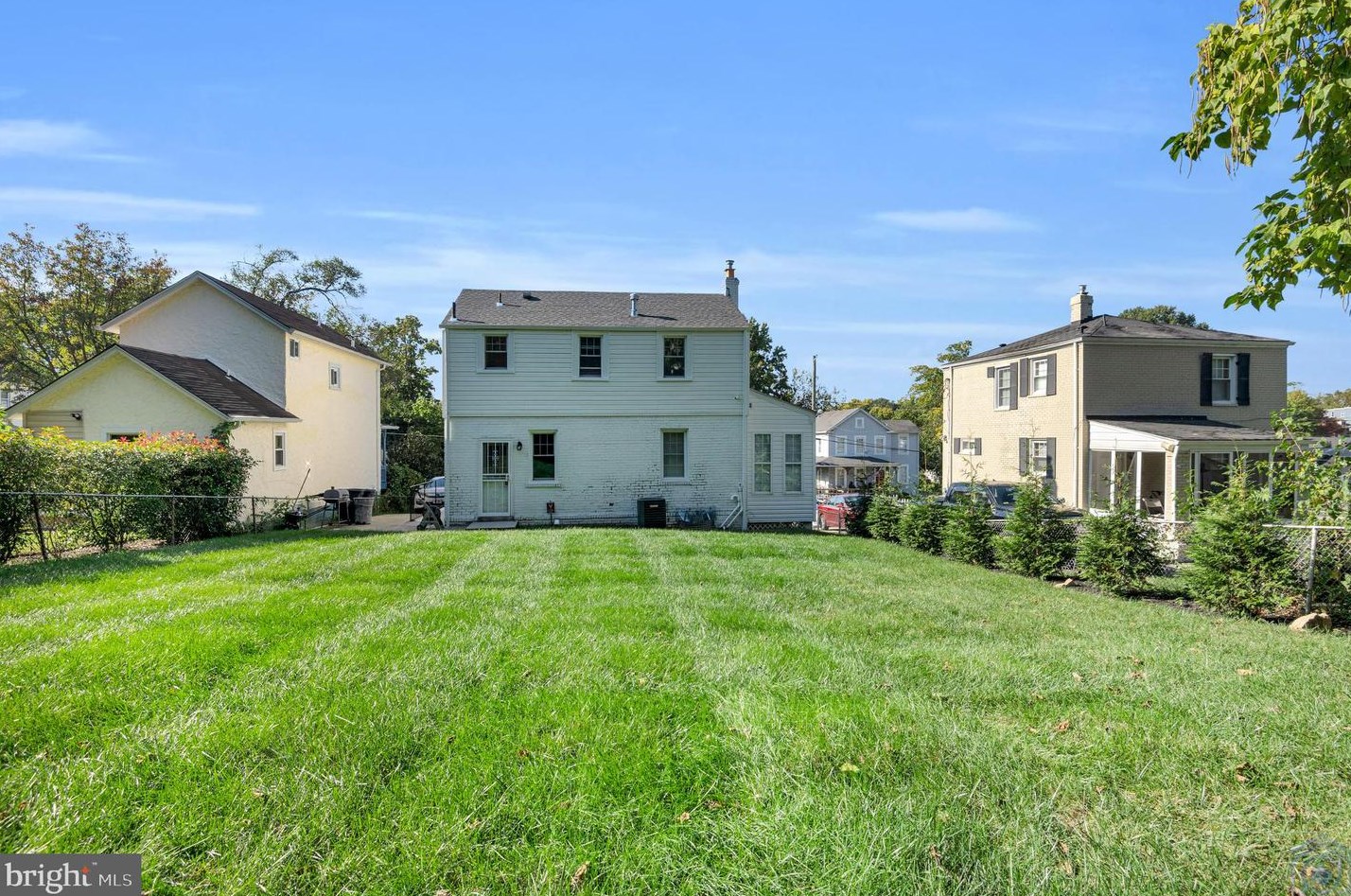 613 60th Pl, Capitol Heights MD  20743-1601 exterior