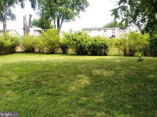 5526 Helmont Dr, Oxon Hill MD  20745-3229 exterior