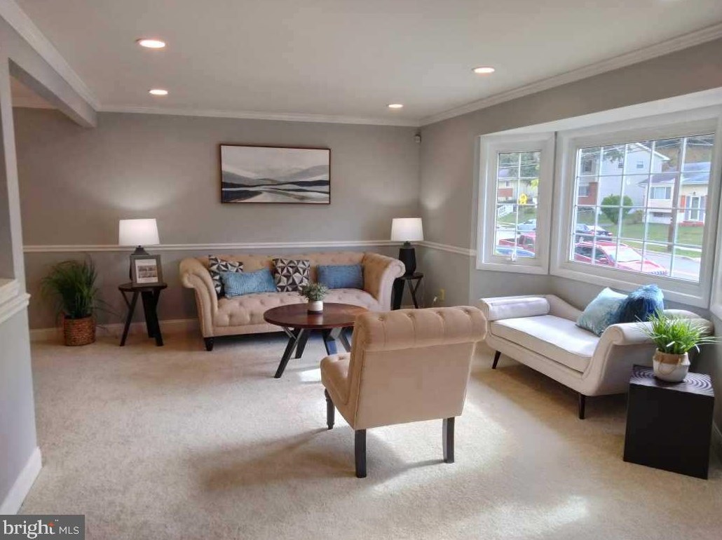 5526 Helmont Dr, Oxon Hill MD  20745-3229 exterior