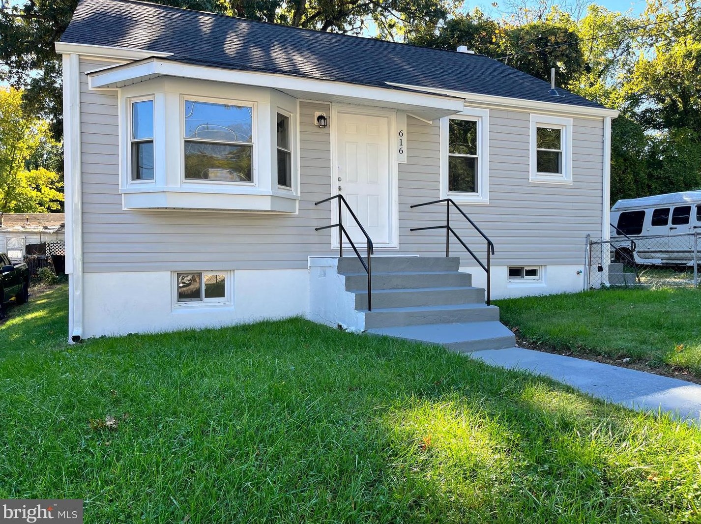 616 Clovis Ave, Capitol Heights MD  20743-2811 exterior