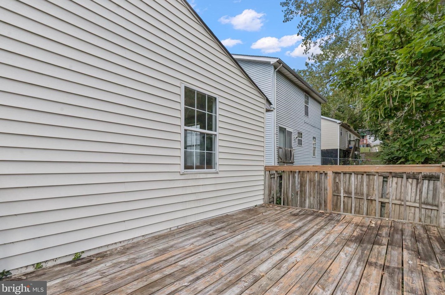 6107 L St, Capitol Heights MD  20743-1471 exterior