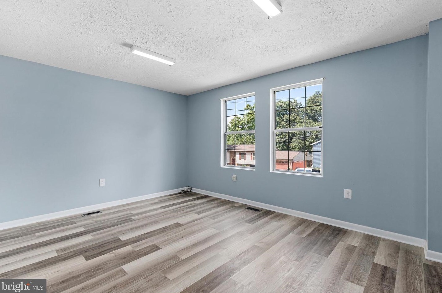 6107 L St, Capitol Heights MD  20743-1471 exterior