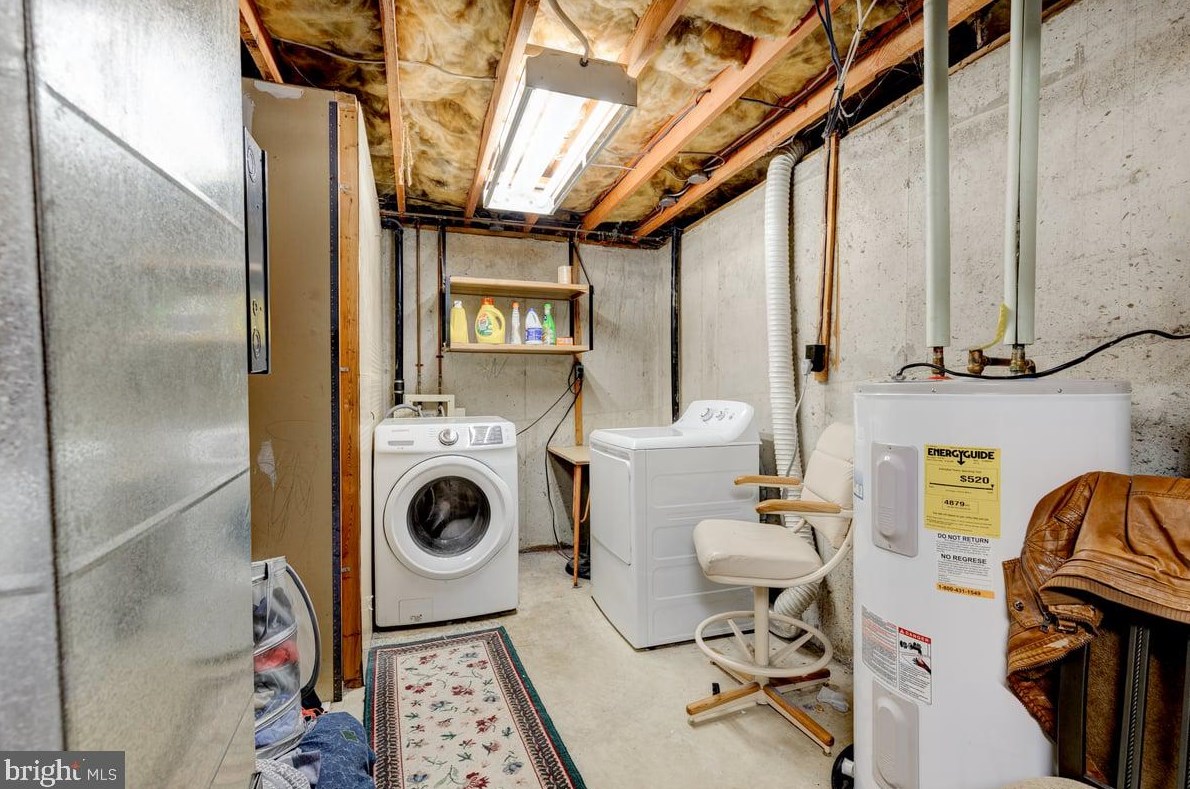 9702 Dalmatia Ct, Clinton MD  20735-4403 exterior