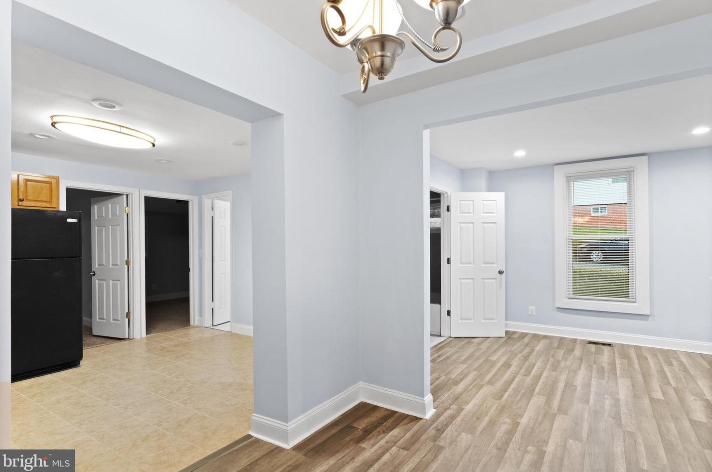 911 Balsamtree Dr, Capitol Heights MD 20743-1427 exterior