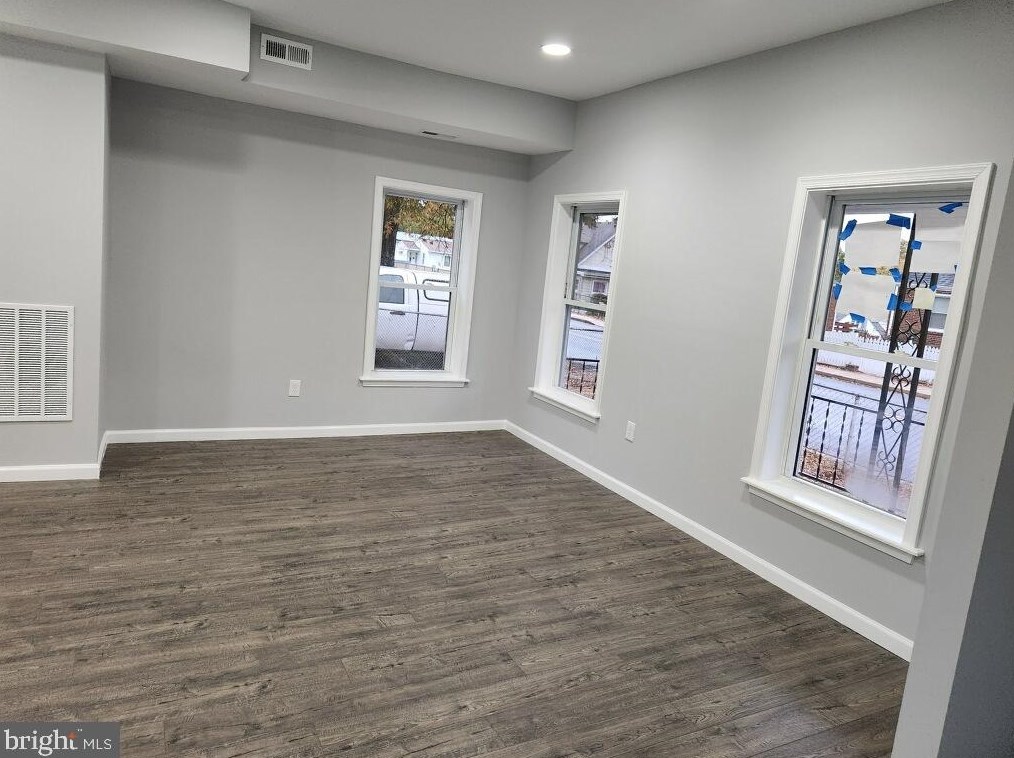 727 Larchmont Ave, Capitol Heights MD 20743-2842 exterior