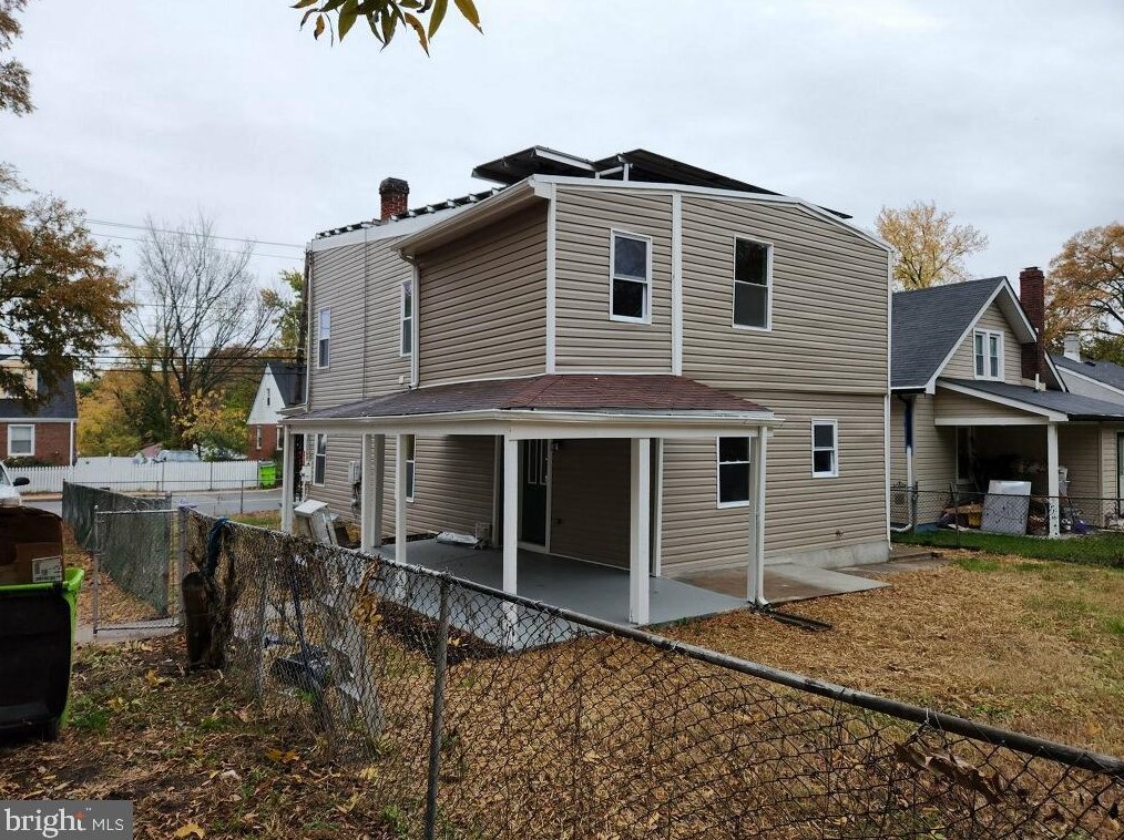 727 Larchmont Ave, Capitol Heights MD 20743-2842 exterior