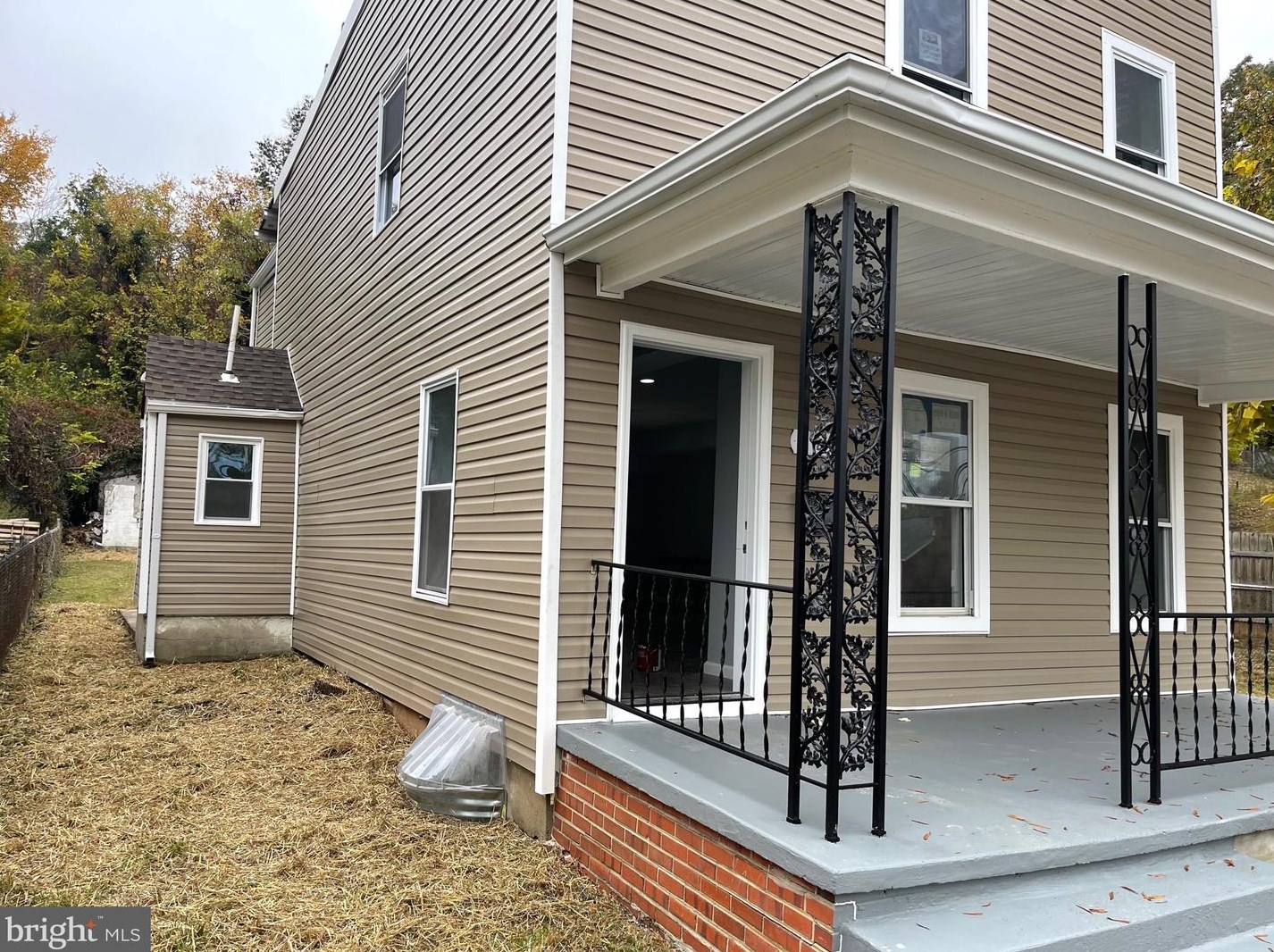 727 Larchmont Ave, Capitol Heights MD 20743-2842 exterior