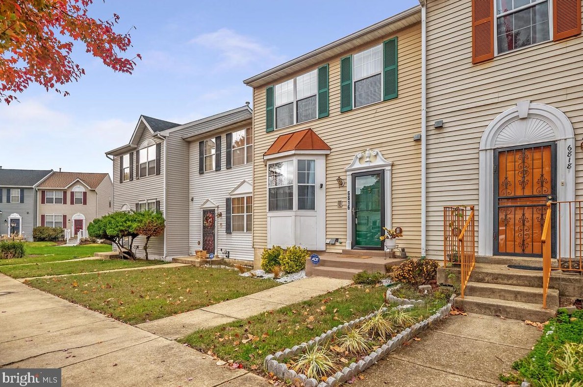 6816 Jade Ct, Capitol Heights MD  20743-1873 exterior