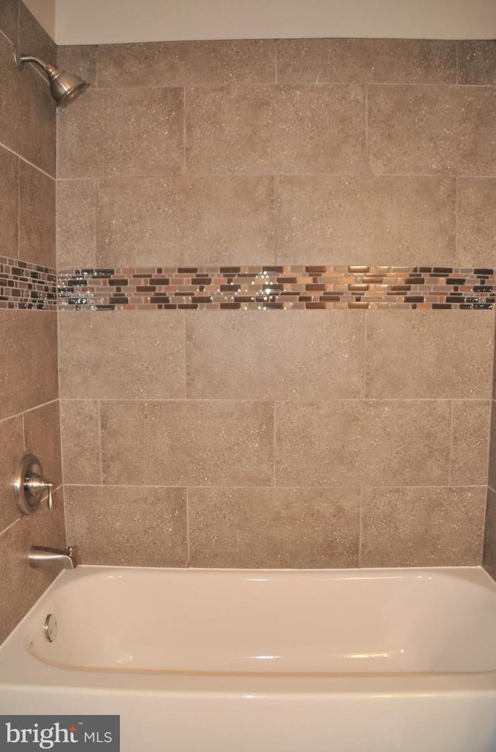 5937 Addison Rd, Capitol Heights MD  20743-2166 exterior