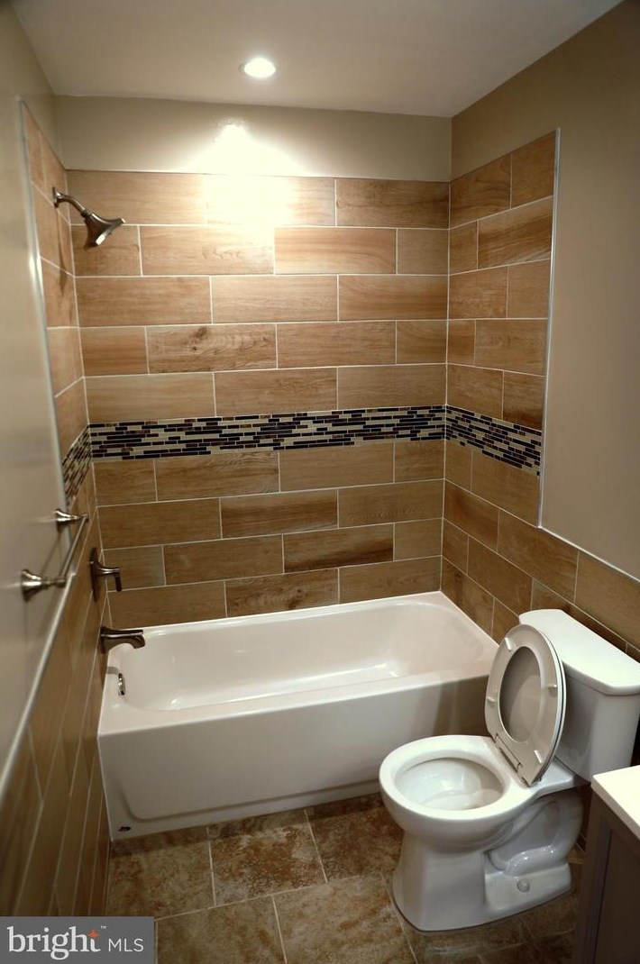 5937 Addison Rd, Capitol Heights MD  20743-2166 exterior