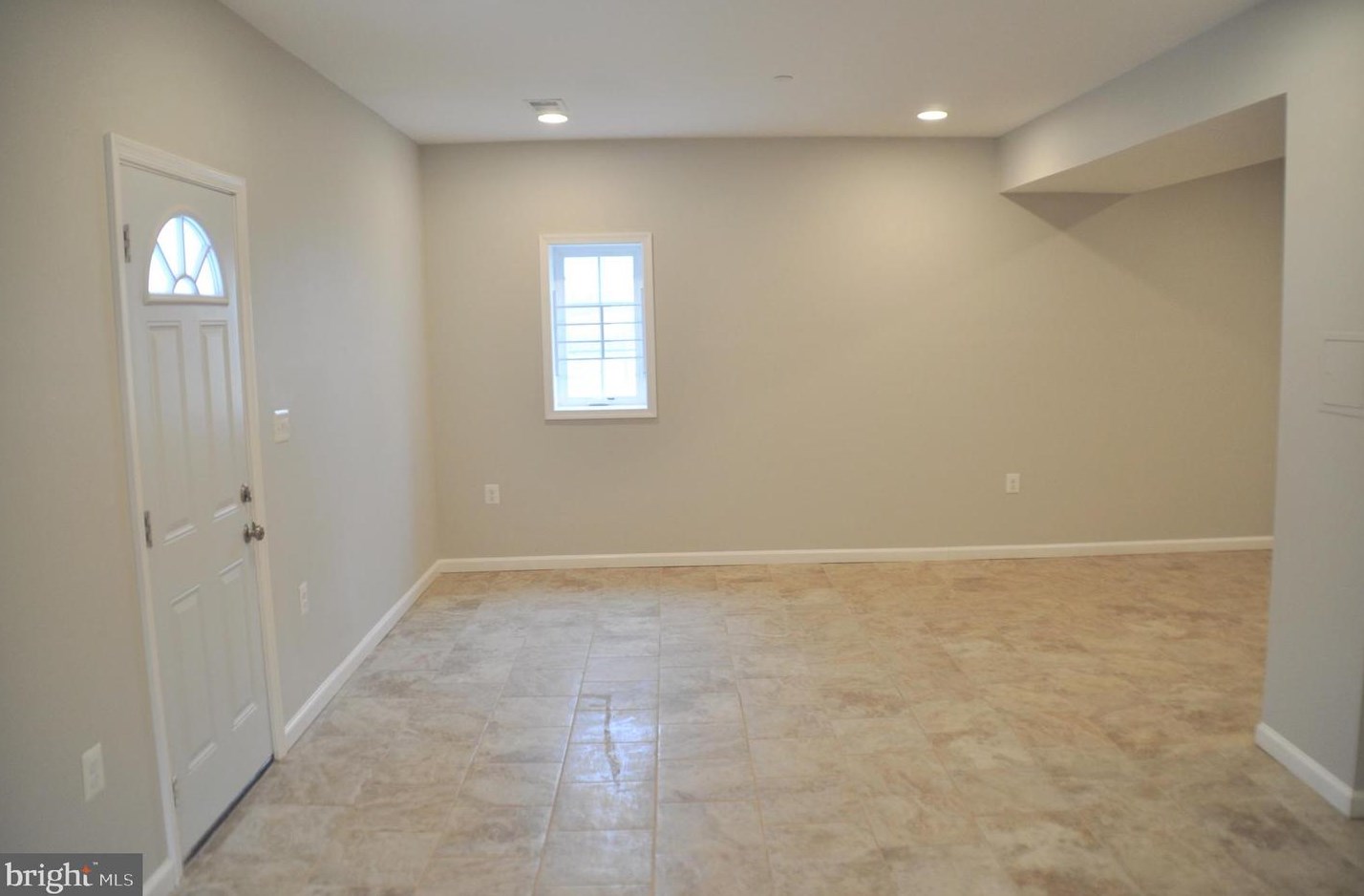 5937 Addison Rd, Capitol Heights MD  20743-2166 exterior