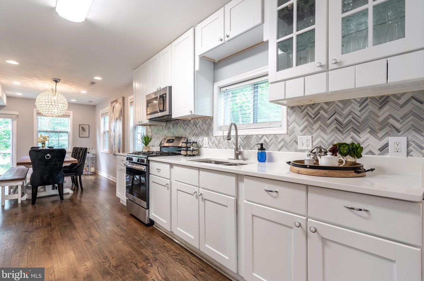 6102 Kolb St, Capitol Heights MD  20743-1461 exterior