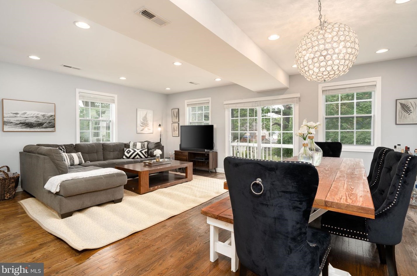 6102 Kolb St, Capitol Heights MD  20743-1461 exterior