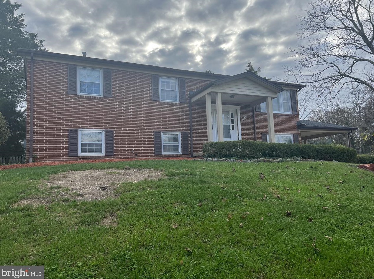 6309 Armor Dr, Clinton MD  20735-3415 exterior