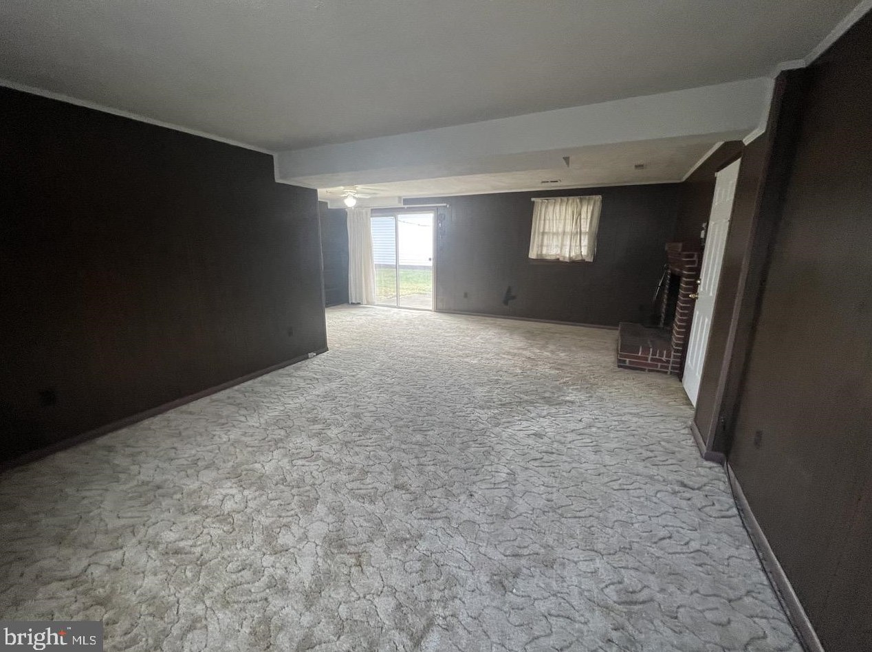 6309 Armor Dr, Clinton MD  20735-3415 exterior