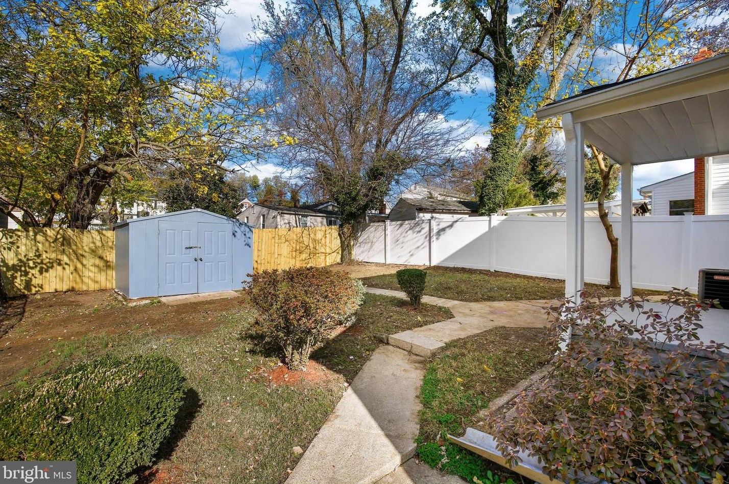 517 Clovis Ave, Capitol Heights MD  20743-2810 exterior