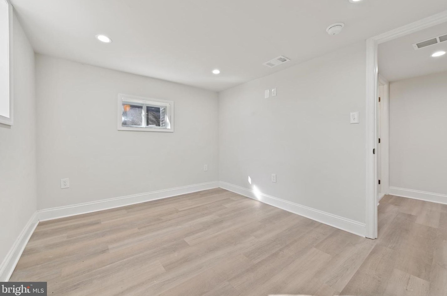 426 Balboa Ave, Capitol Heights MD  20743-2847 exterior