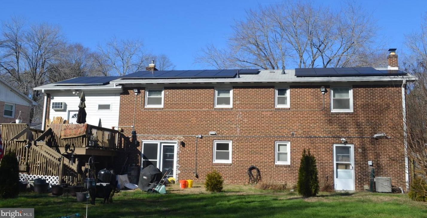 6903 Groveton Dr, Clinton MD  20735-4044 exterior