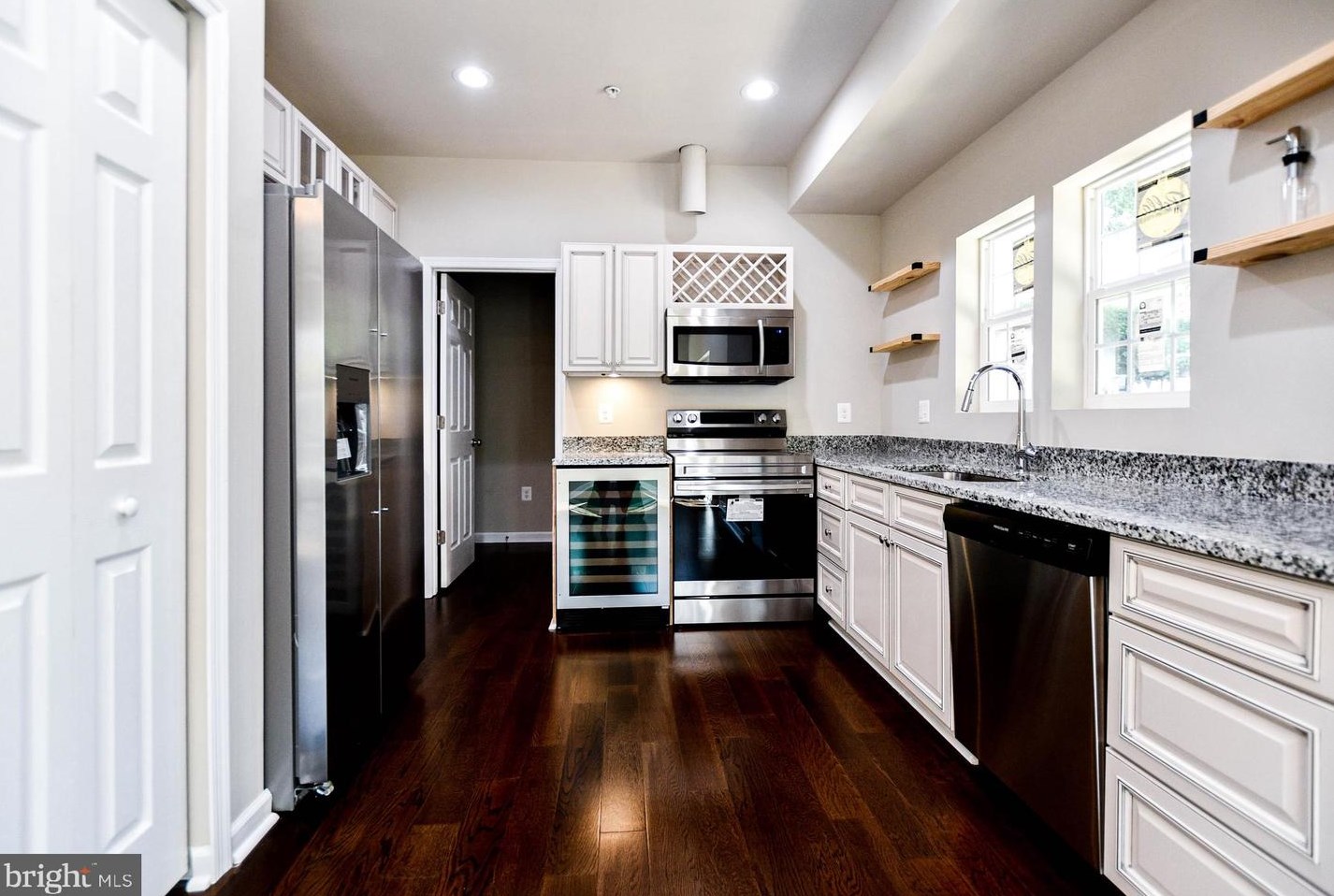 5022 Emo St, Capitol Heights MD  20743-2862 exterior