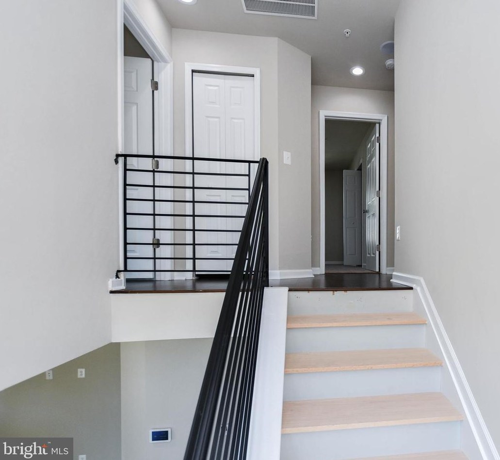 5022 Emo St, Capitol Heights MD  20743-2862 exterior