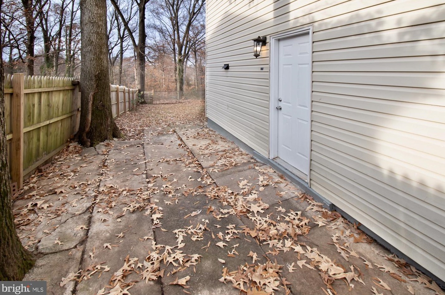 5816 Dade St, Capitol Heights MD  20743-2031 exterior