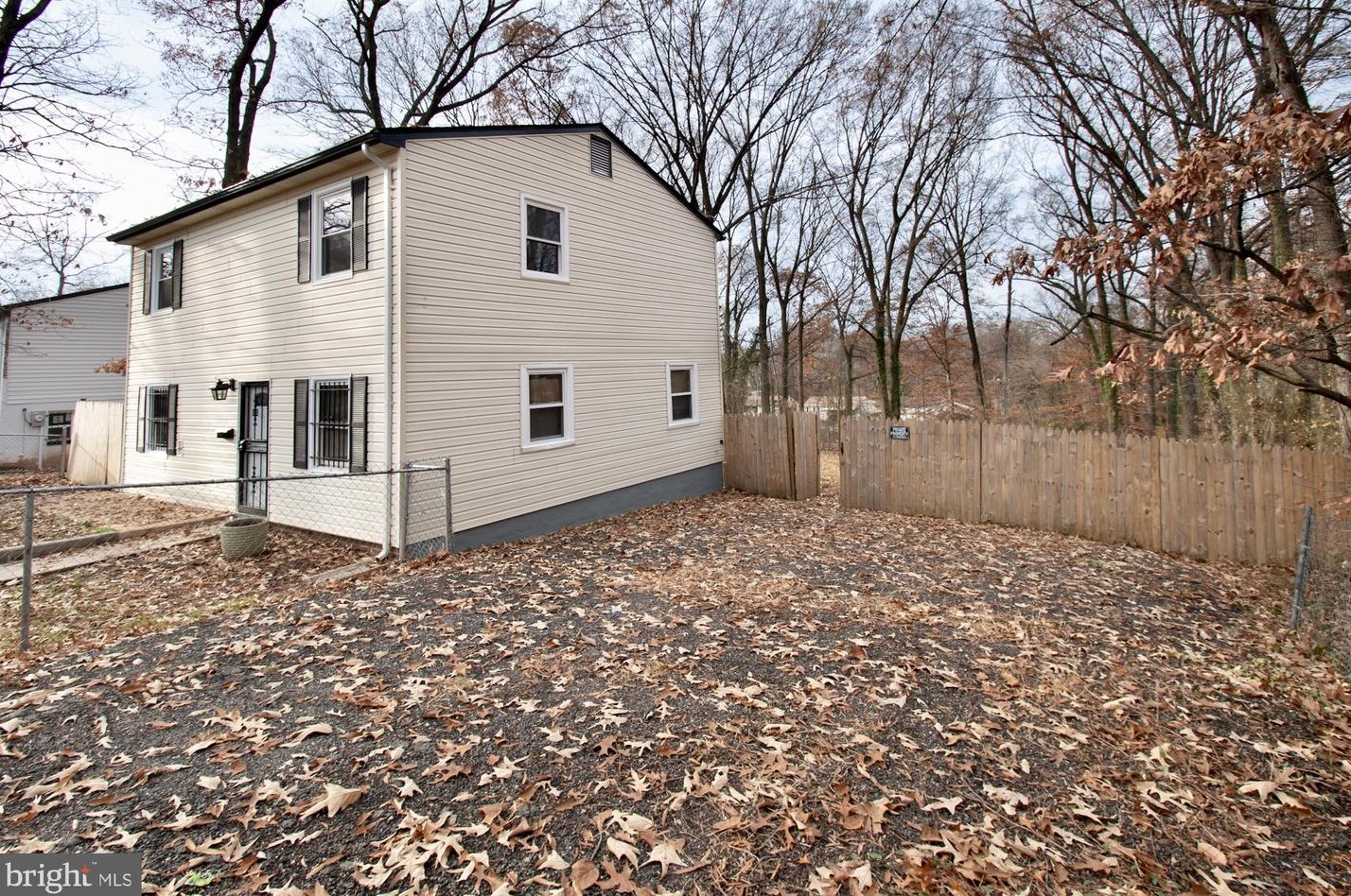 5816 Dade St, Capitol Heights MD  20743-2031 exterior