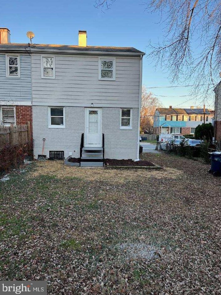 5919 Ottawa St, Oxon Hill MD  20745-1930 exterior