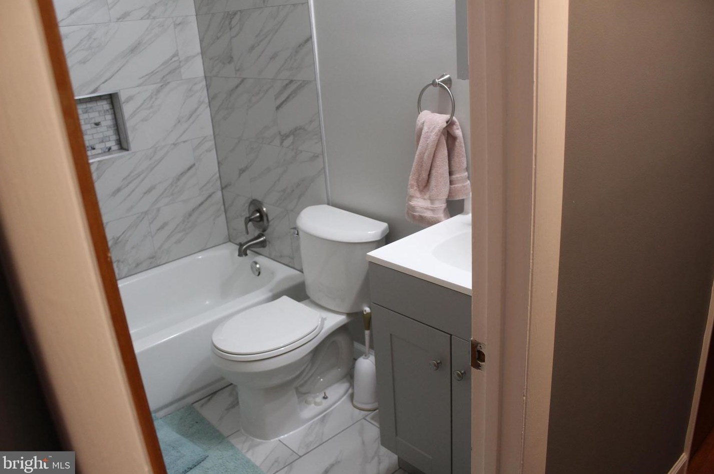 7909 Derby Dr, Clinton MD  20735-1550 exterior