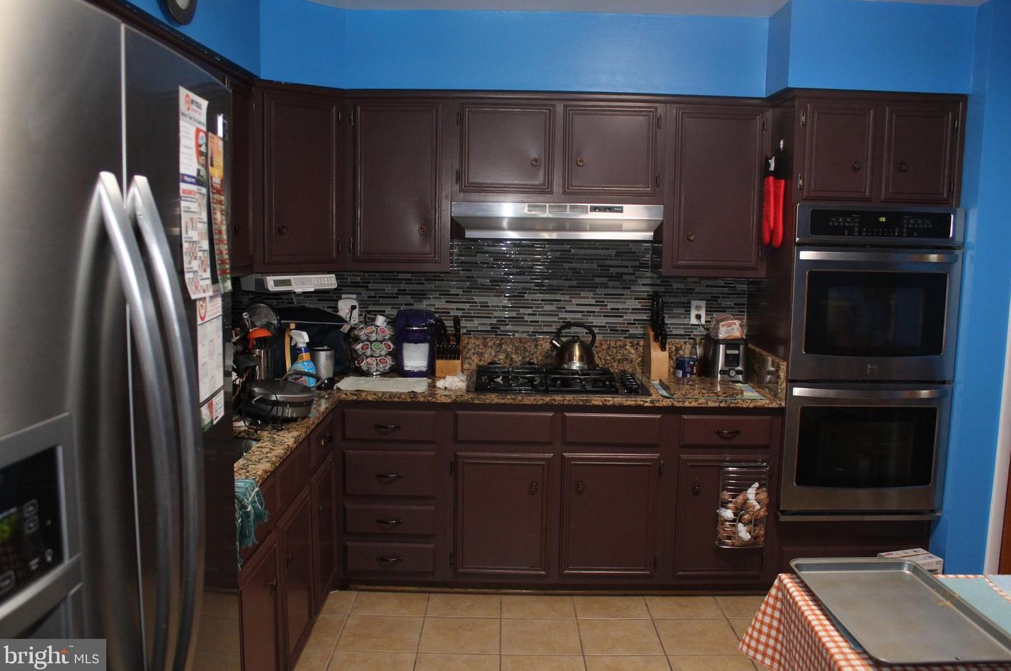 7909 Derby Dr, Clinton MD  20735-1550 exterior