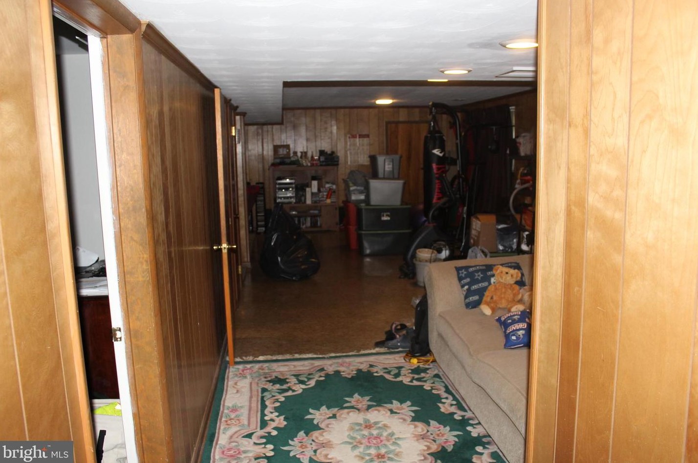 7909 Derby Dr, Clinton MD  20735-1550 exterior