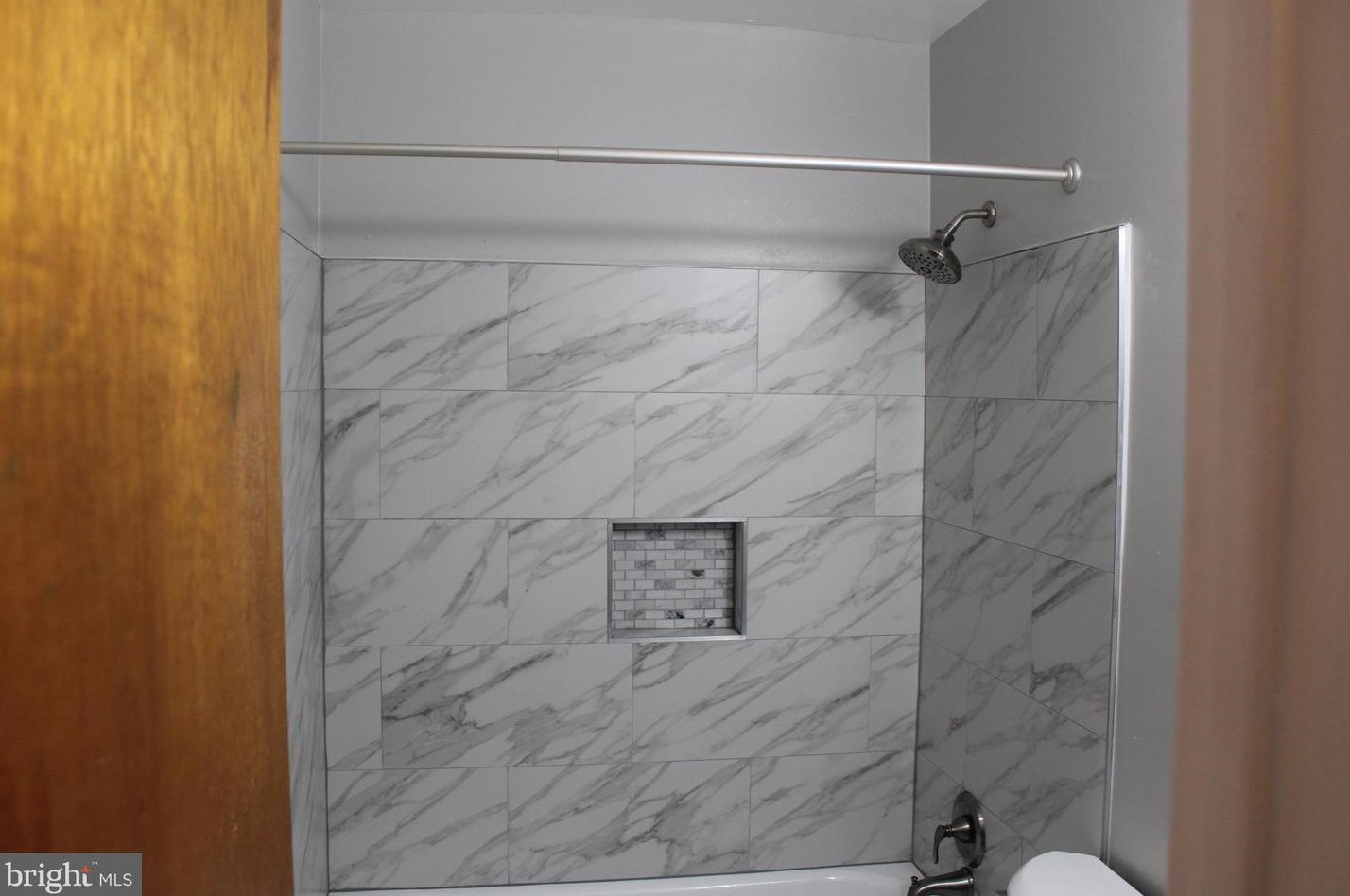 7909 Derby Dr, Clinton MD  20735-1550 exterior