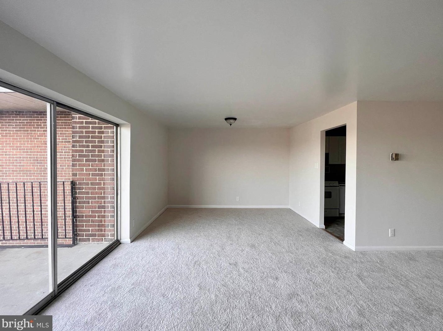 6011 Emerson St, Bladensburg MD  20710-1813 exterior