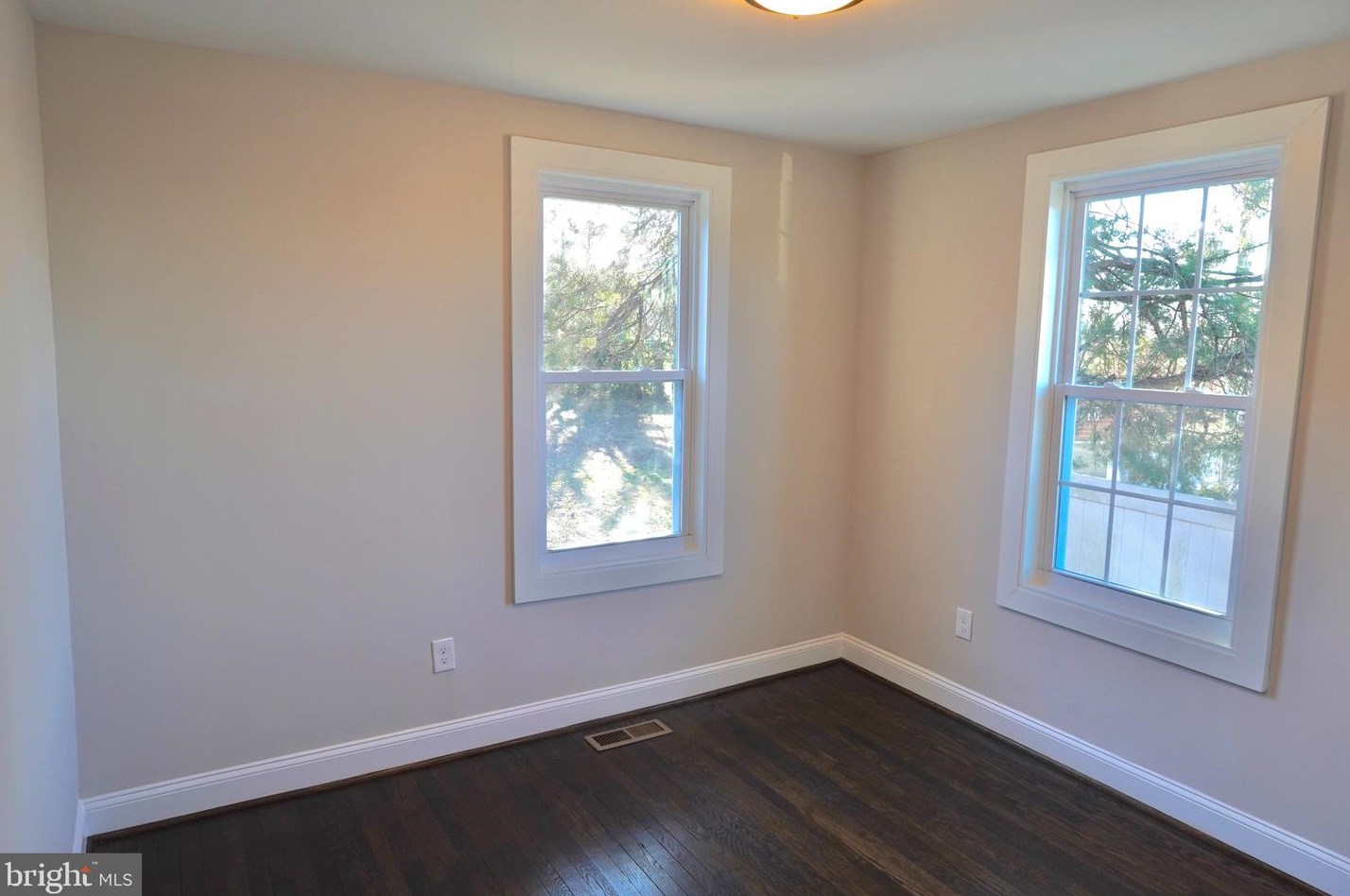 5001 Tilden Rd, Bladensburg MD  20710-1234 exterior