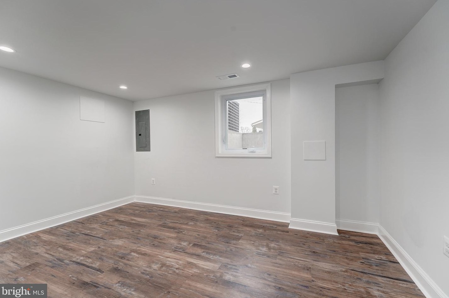 5716 Chris Mar Ave, Clinton MD 20735-2311 exterior