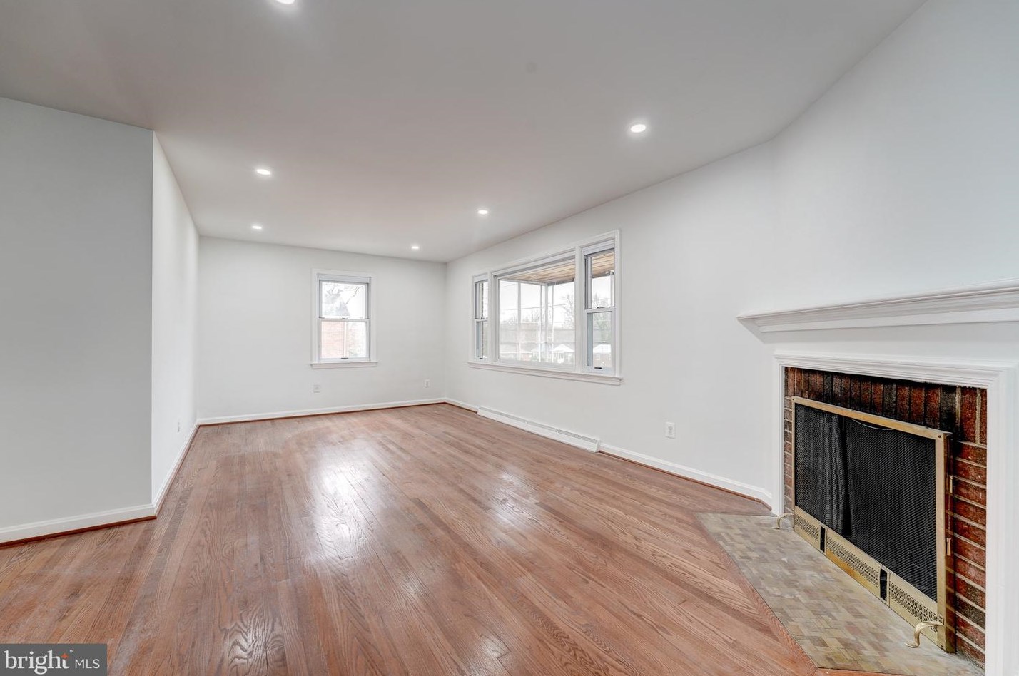 5716 Chris Mar Ave, Clinton MD 20735-2311 exterior