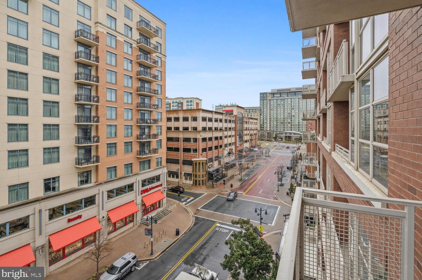 157 Fleet St 610, Oxon Hill, MD 20745 MLS MDPG2067842 Coldwell Banker