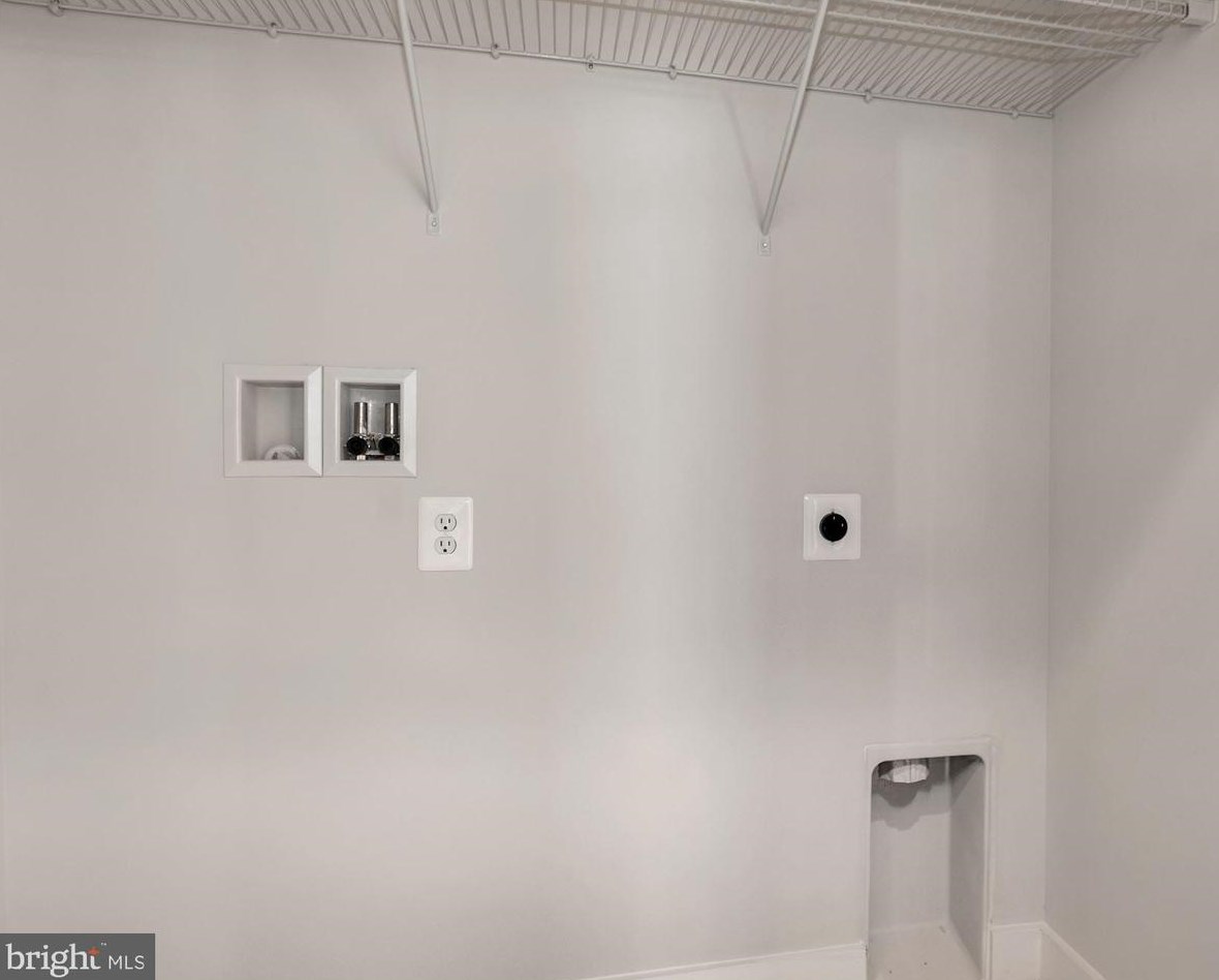 1335 Eastern Ave, Capitol Heights MD  20743-1033 exterior