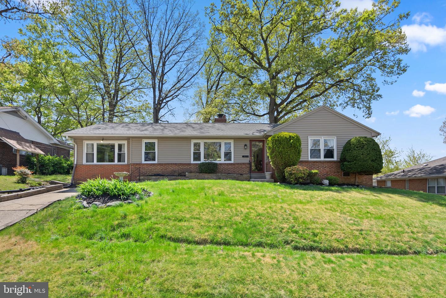 3813 24th Ave, Temple Hills, MD 20748 MLS MDPG2069616 Coldwell Banker