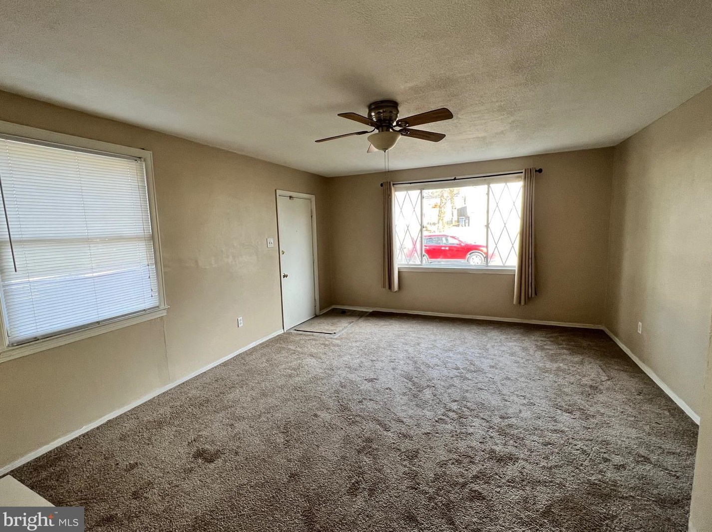 610 Fernleaf Ave, Capitol Heights MD  20743-6002 exterior