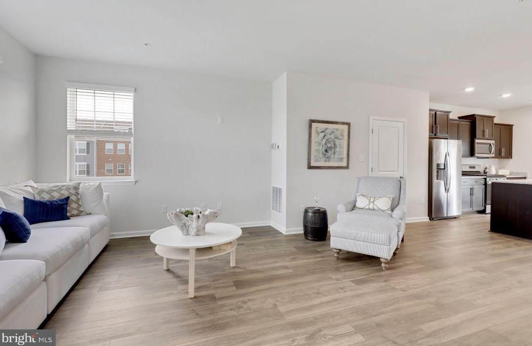 8772 Mimosa Ave, Clinton MD  20735-2647 exterior