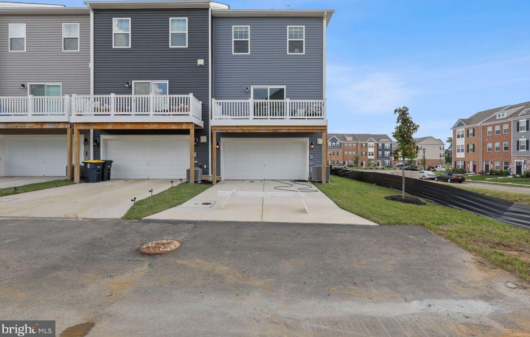 8772 Mimosa Ave, Clinton MD  20735-2647 exterior