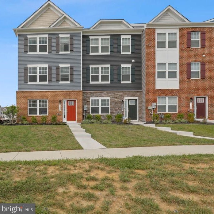 8772 Mimosa Ave, Clinton MD  20735-2647 exterior