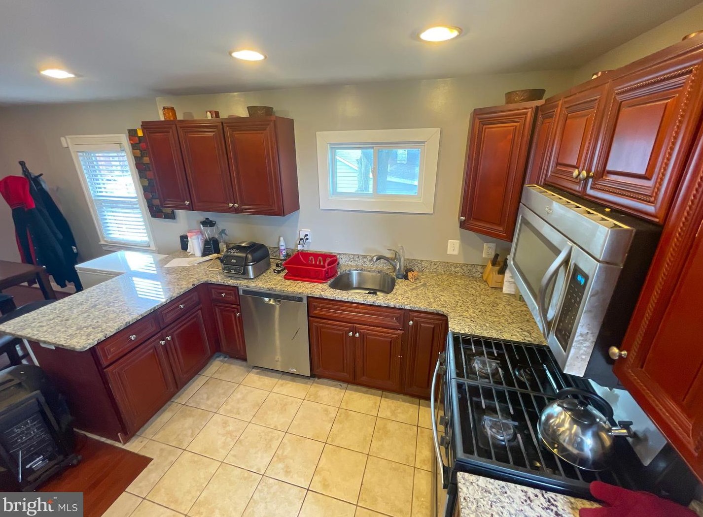 1107 Clovis Ave, Capitol Heights MD  20743-5915 exterior