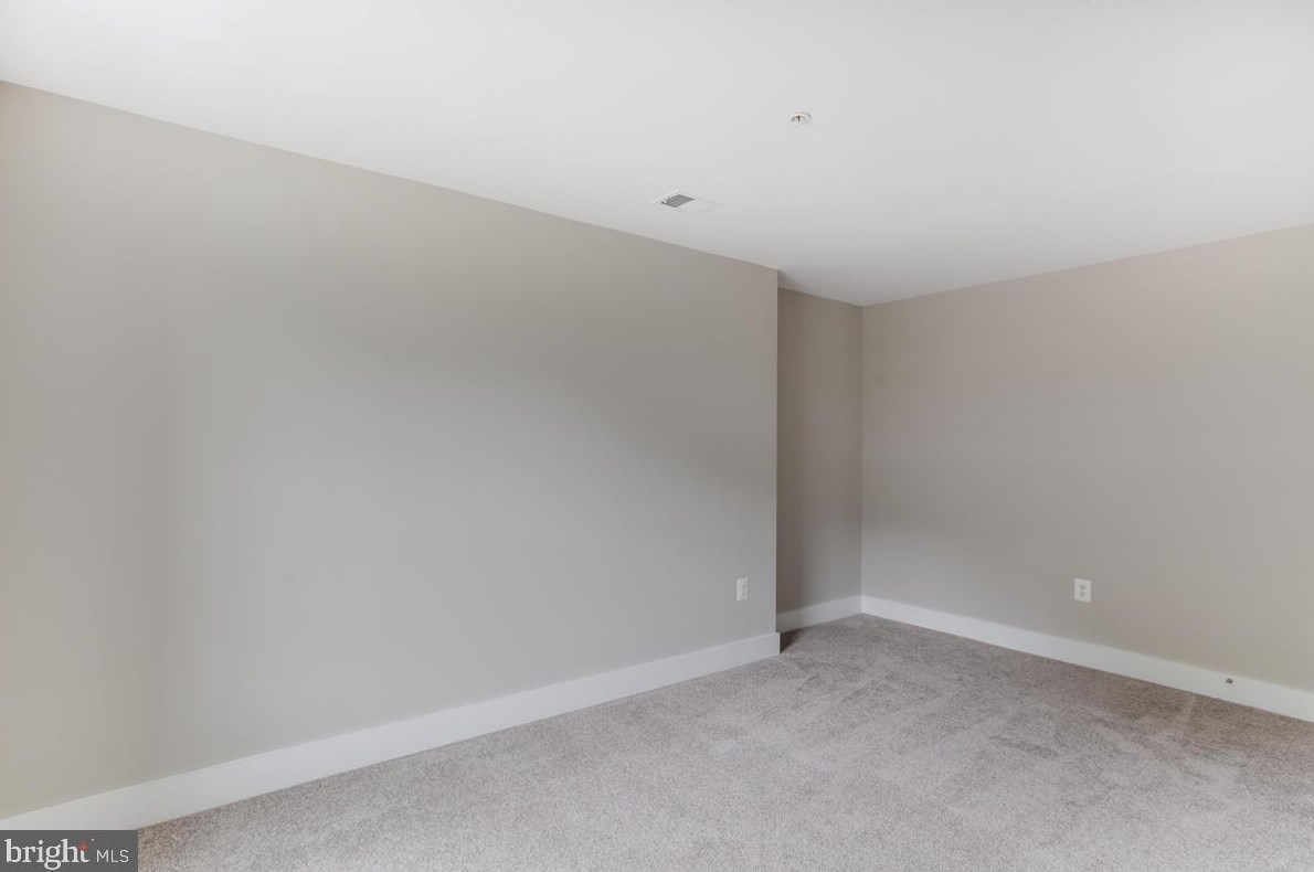 1003 60th Ave, Capitol Heights MD  20743-1421 exterior