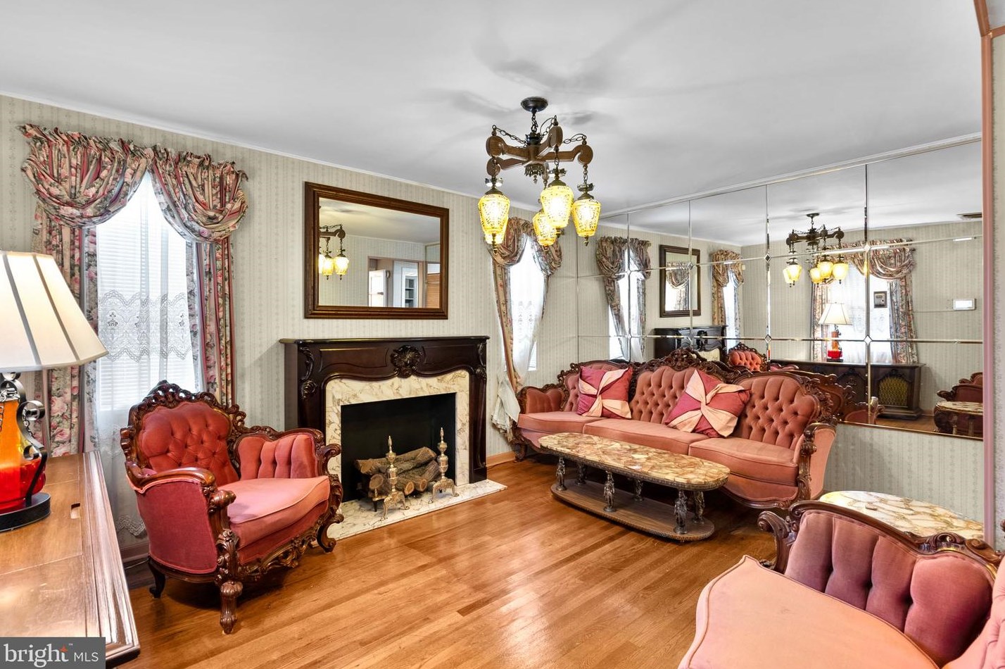 1107 Farmingdale Ave, Capitol Heights MD  20743-1214 exterior