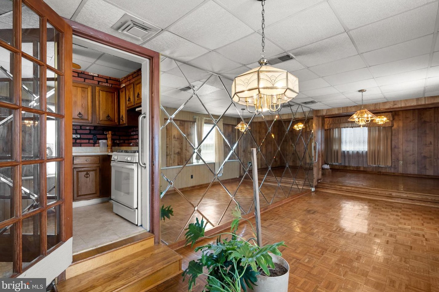 1107 Farmingdale Ave, Capitol Heights MD  20743-1214 exterior