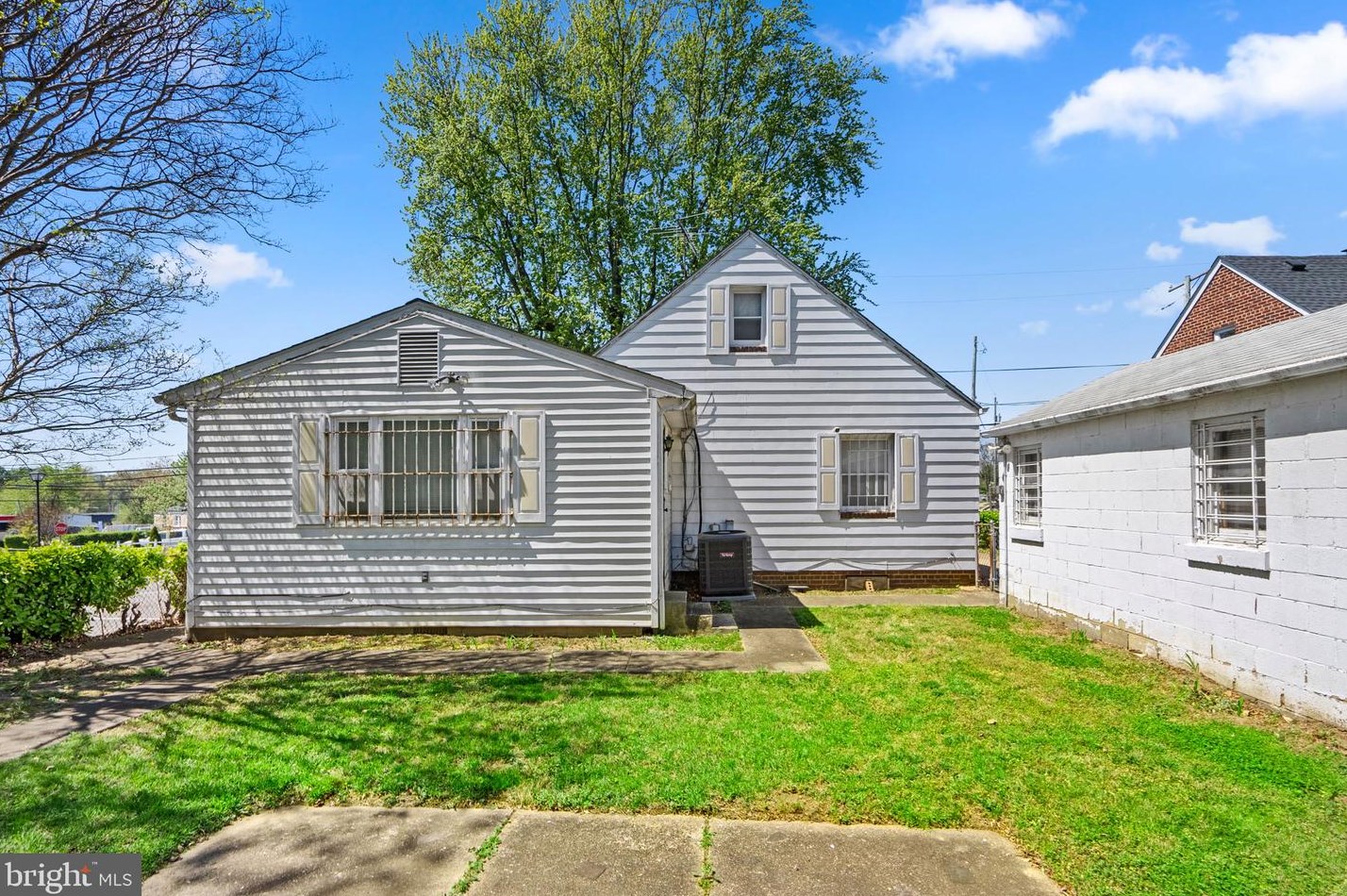 1107 Farmingdale Ave, Capitol Heights MD  20743-1214 exterior